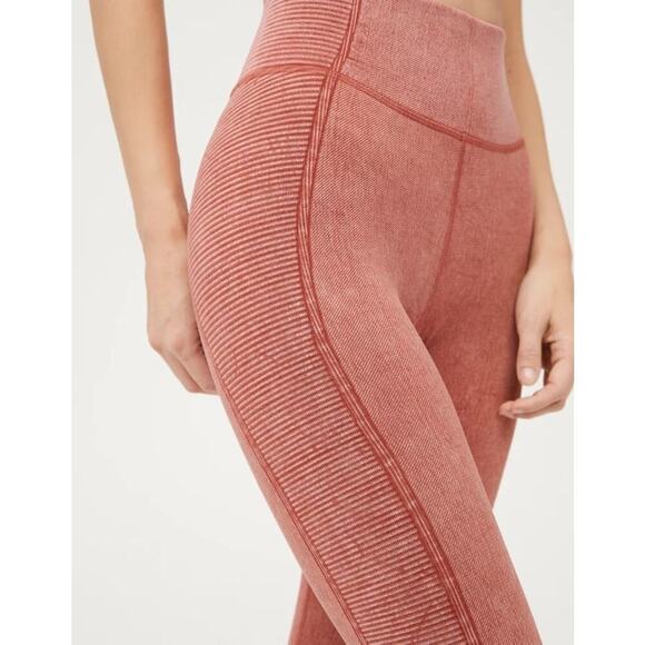 Aerie Offline Seamless HIgh Waisted Leggings Size XS - Picture 5 of 15